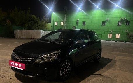Hyundai Solaris II рестайлинг, 2015 год, 800 000 рублей, 7 фотография