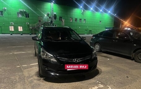 Hyundai Solaris II рестайлинг, 2015 год, 800 000 рублей, 8 фотография