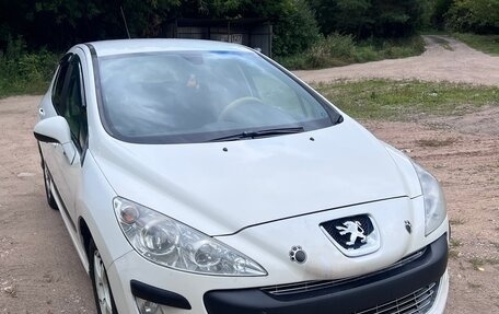 Peugeot 308 II, 2009 год, 335 000 рублей, 2 фотография