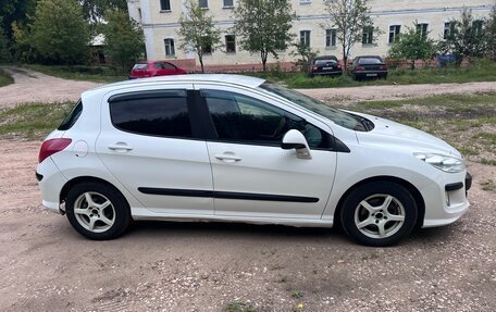 Peugeot 308 II, 2009 год, 335 000 рублей, 3 фотография
