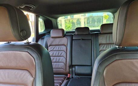 Volkswagen Tiguan II, 2020 год, 2 999 999 рублей, 13 фотография