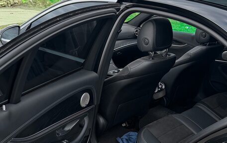 Mercedes-Benz E-Класс, 2017 год, 2 699 999 рублей, 7 фотография