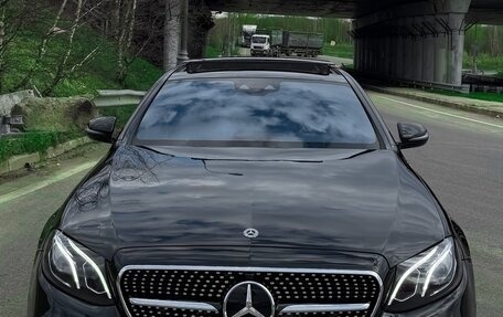 Mercedes-Benz E-Класс, 2017 год, 2 699 999 рублей, 5 фотография
