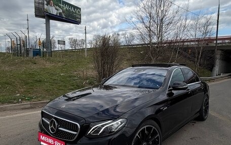 Mercedes-Benz E-Класс, 2017 год, 2 699 999 рублей, 3 фотография