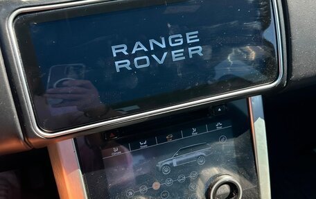 Land Rover Range Rover IV рестайлинг, 2015 год, 4 500 000 рублей, 8 фотография