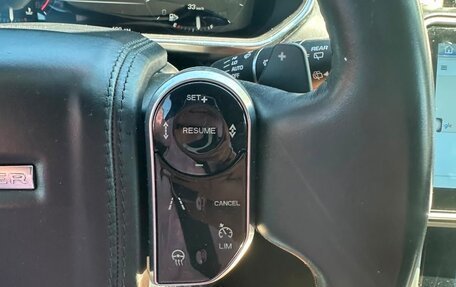 Land Rover Range Rover IV рестайлинг, 2015 год, 4 500 000 рублей, 9 фотография