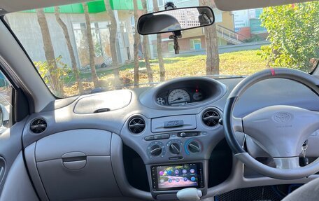 Toyota Platz, 2001 год, 360 000 рублей, 8 фотография