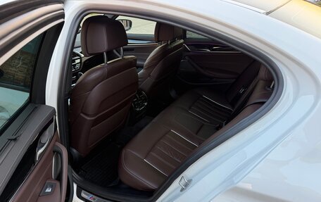 BMW 5 серия, 2022 год, 4 900 000 рублей, 17 фотография