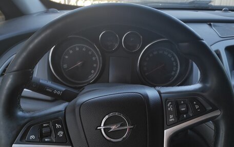 Opel Astra J, 2011 год, 650 000 рублей, 6 фотография