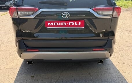 Toyota RAV4, 2019 год, 2 900 000 рублей, 4 фотография