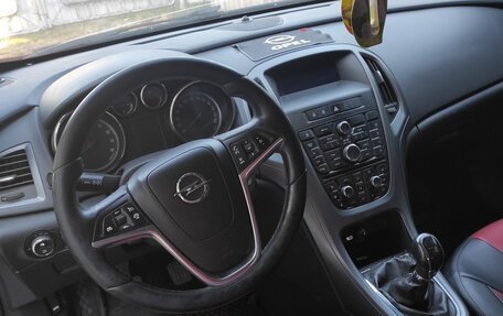 Opel Astra J, 2011 год, 650 000 рублей, 8 фотография