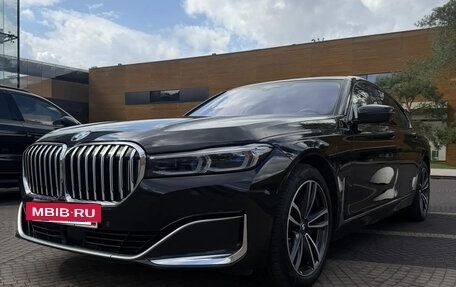 BMW 7 серия, 2019 год, 6 999 000 рублей, 3 фотография