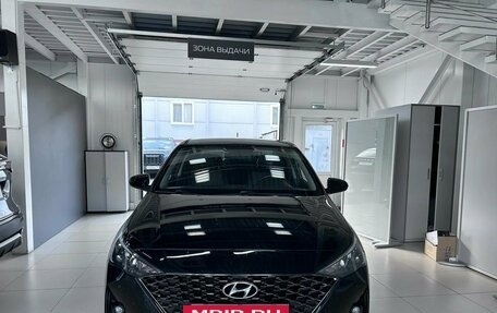 Hyundai Solaris II рестайлинг, 2021 год, 1 594 000 рублей, 2 фотография