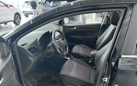 Hyundai Solaris II рестайлинг, 2021 год, 1 594 000 рублей, 11 фотография