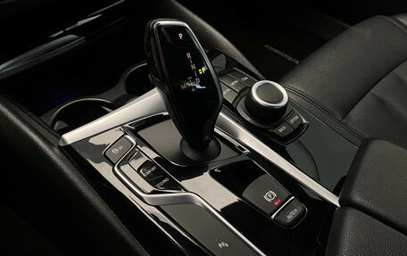BMW 5 серия, 2018 год, 2 500 000 рублей, 16 фотография