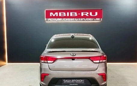 KIA Rio IV, 2018 год, 1 350 000 рублей, 6 фотография