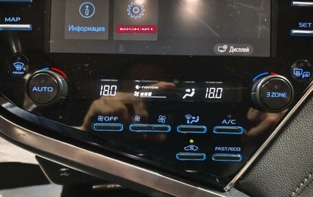 Toyota Camry, 2019 год, 2 599 000 рублей, 14 фотография