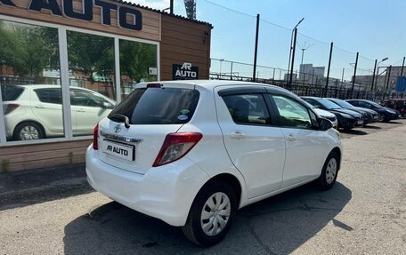 Toyota Vitz, 2013 год, 839 000 рублей, 9 фотография