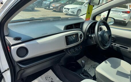 Toyota Vitz, 2013 год, 839 000 рублей, 13 фотография