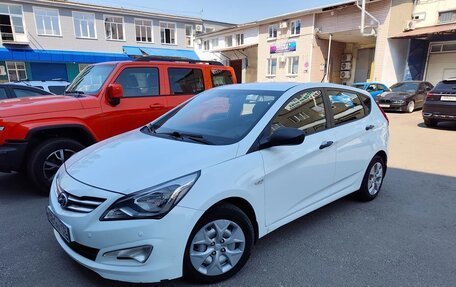 Hyundai Solaris II рестайлинг, 2014 год, 940 000 рублей, 2 фотография