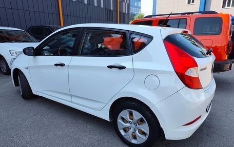 Hyundai Solaris II рестайлинг, 2014 год, 940 000 рублей, 5 фотография
