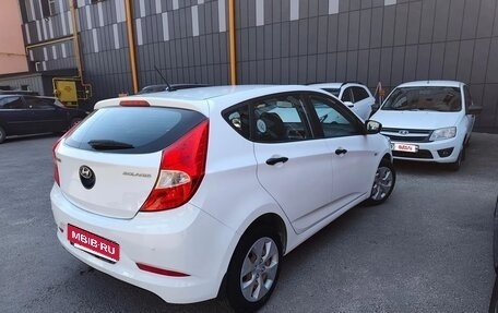 Hyundai Solaris II рестайлинг, 2014 год, 940 000 рублей, 4 фотография