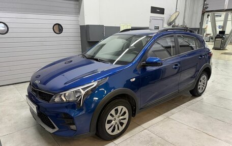 KIA Rio IV, 2021 год, 1 780 000 рублей, 1 фотография