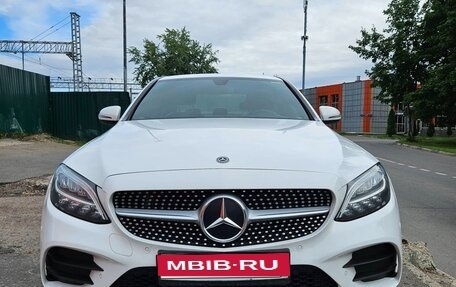 Mercedes-Benz C-Класс, 2018 год, 2 800 000 рублей, 1 фотография