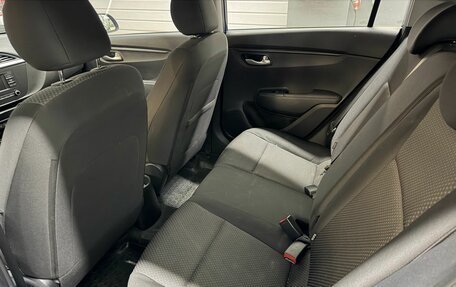 KIA Rio IV, 2021 год, 1 780 000 рублей, 8 фотография