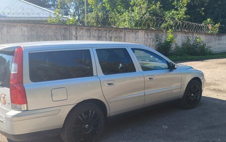 Volvo V70 III рестайлинг, 2006 год, 680 000 рублей, 9 фотография