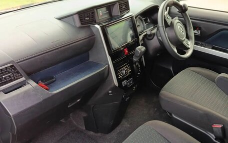 Toyota Roomy I, 2021 год, 1 380 000 рублей, 7 фотография