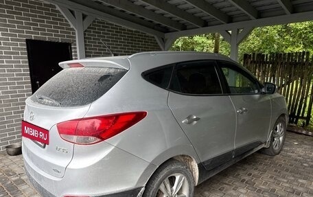 Hyundai ix35 I рестайлинг, 2011 год, 820 000 рублей, 3 фотография