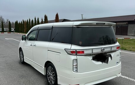 Nissan Elgrand III, 2012 год, 930 000 рублей, 4 фотография