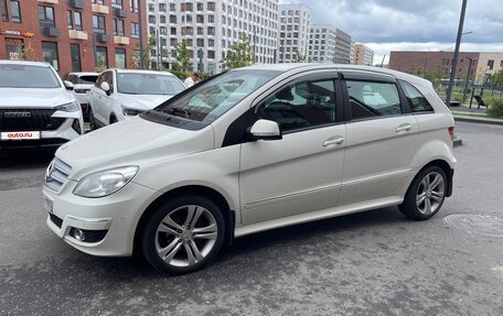 Mercedes-Benz B-Класс, 2011 год, 850 000 рублей, 2 фотография