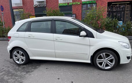 Mercedes-Benz B-Класс, 2011 год, 850 000 рублей, 3 фотография