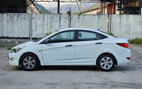 Hyundai Solaris II рестайлинг, 2015 год, 550 000 рублей, 6 фотография