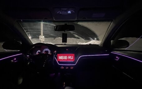 KIA Rio III рестайлинг, 2015 год, 820 000 рублей, 4 фотография