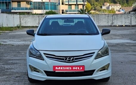 Hyundai Solaris II рестайлинг, 2015 год, 550 000 рублей, 7 фотография