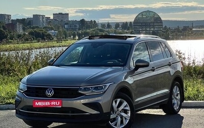 Volkswagen Tiguan II, 2021 год, 3 700 000 рублей, 1 фотография