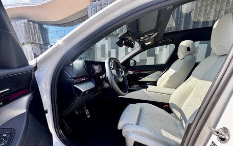 BMW 5 серия, 2025 год, 6 749 500 рублей, 12 фотография