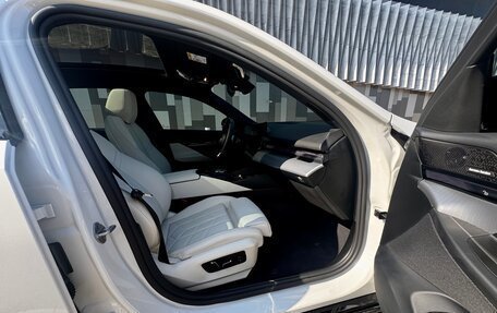 BMW 5 серия, 2025 год, 6 749 500 рублей, 15 фотография
