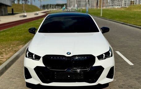 BMW 5 серия, 2025 год, 6 749 500 рублей, 3 фотография
