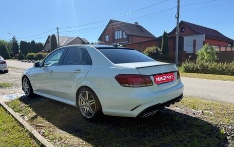 Mercedes-Benz E-Класс, 2011 год, 2 000 000 рублей, 4 фотография