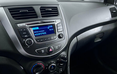 Hyundai Solaris II рестайлинг, 2016 год, 935 000 рублей, 14 фотография