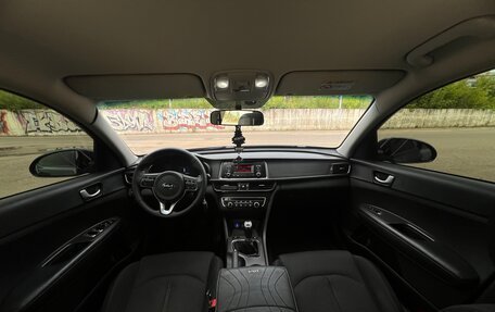 KIA Optima IV, 2017 год, 1 400 000 рублей, 9 фотография