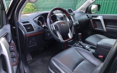 Toyota Land Cruiser Prado 150 рестайлинг 2, 2013 год, 4 550 000 рублей, 7 фотография