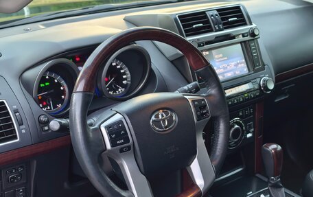 Toyota Land Cruiser Prado 150 рестайлинг 2, 2013 год, 4 550 000 рублей, 10 фотография