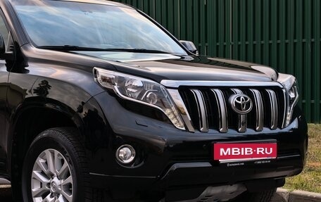 Toyota Land Cruiser Prado 150 рестайлинг 2, 2013 год, 4 550 000 рублей, 36 фотография