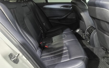 BMW 5 серия, 2019 год, 3 790 000 рублей, 14 фотография
