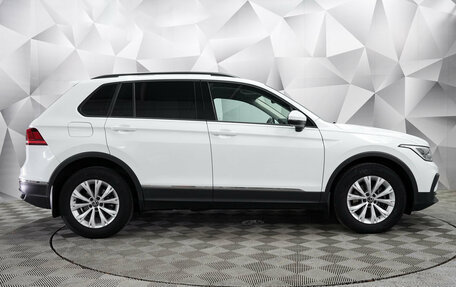 Volkswagen Tiguan II, 2021 год, 2 823 000 рублей, 6 фотография